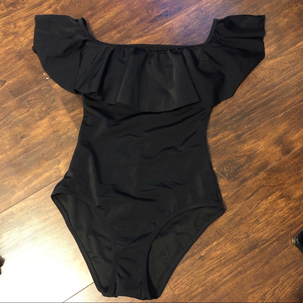Black Swimsuit NEW VS